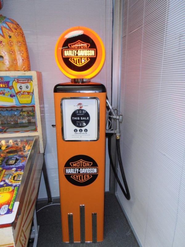 Harley Davidson Light Up Petrol Bowser